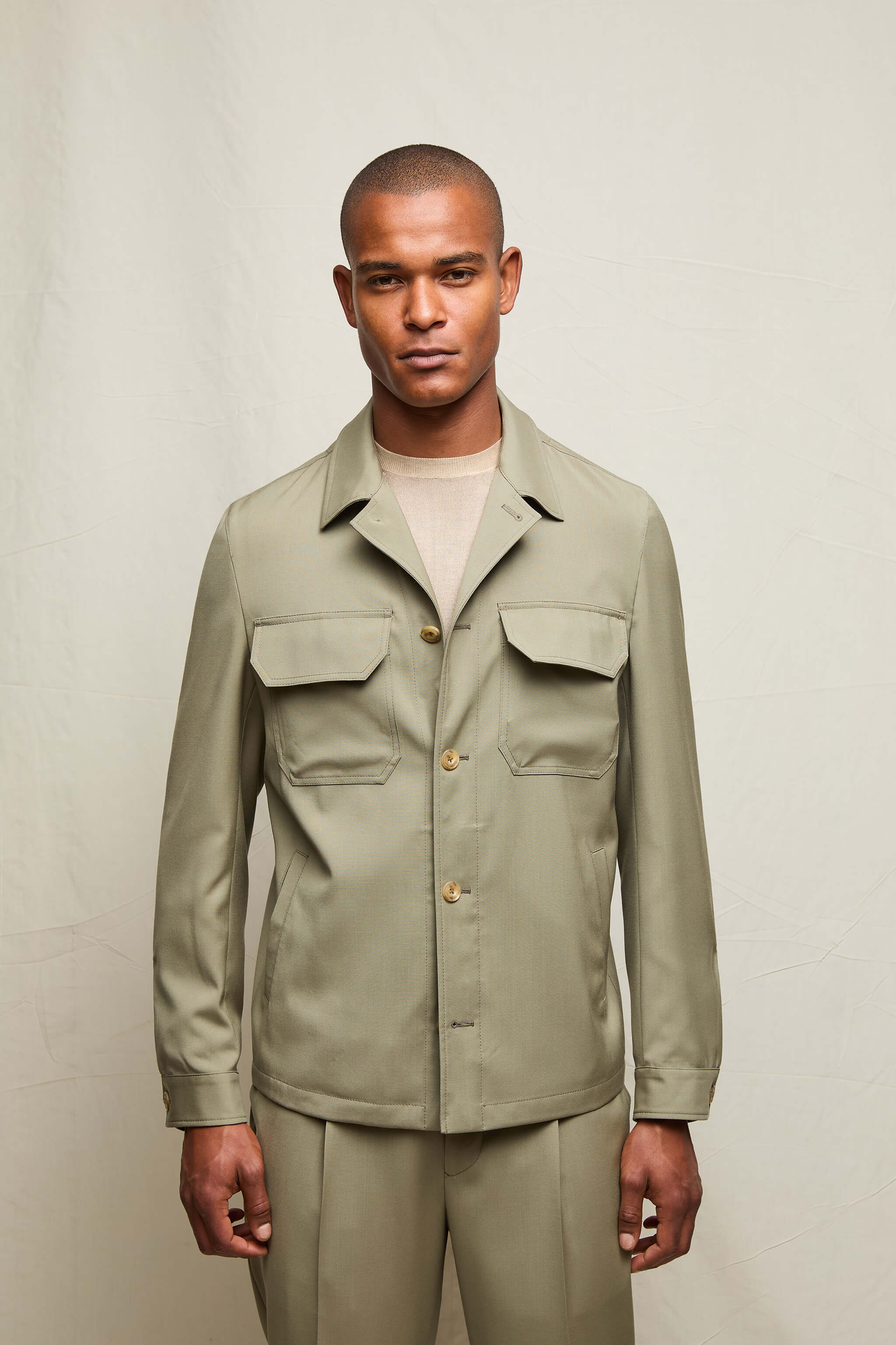 Overshirt in lana vergine leggera verde salvia - Image 2
