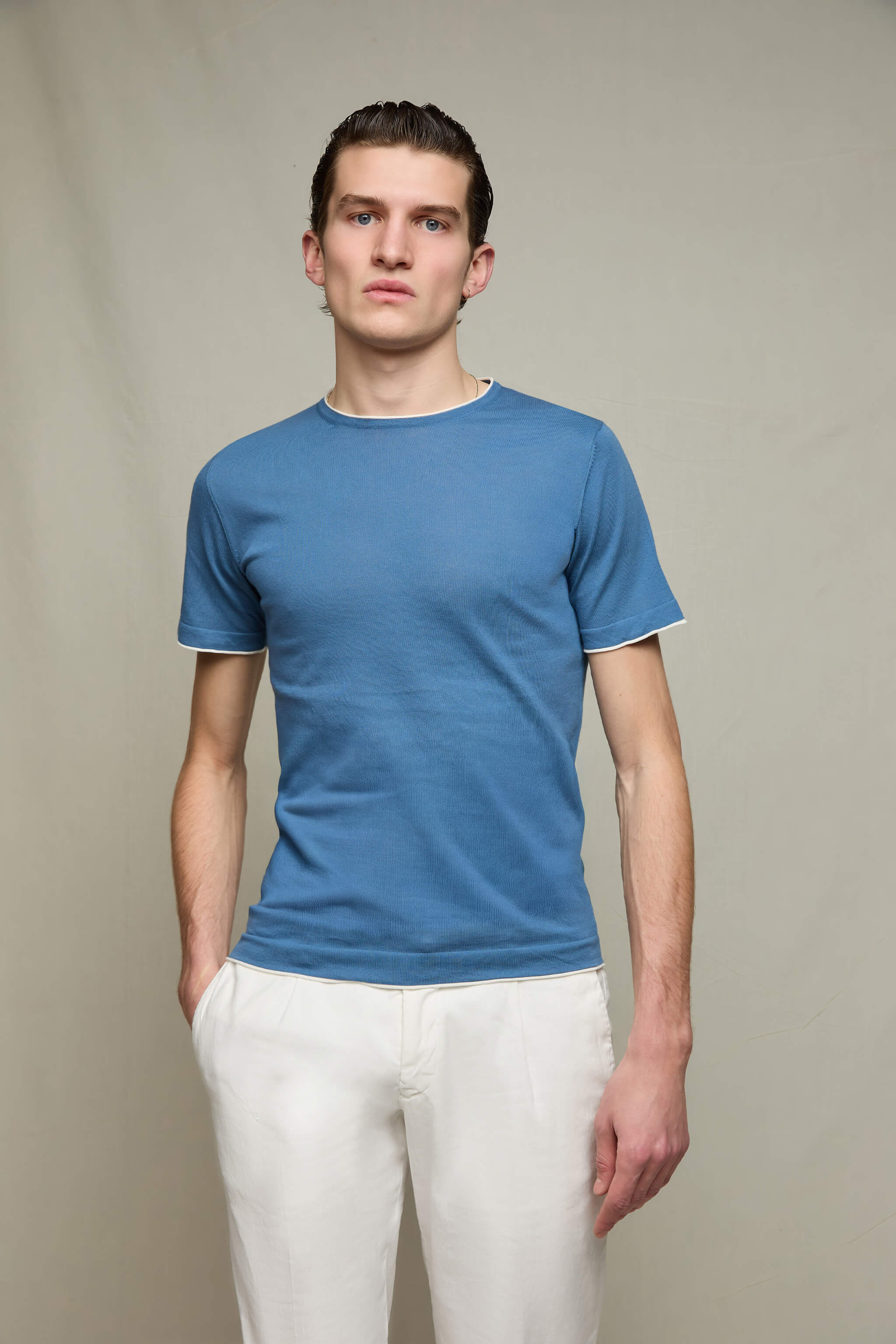 Maglia manica corta azzurro polvere