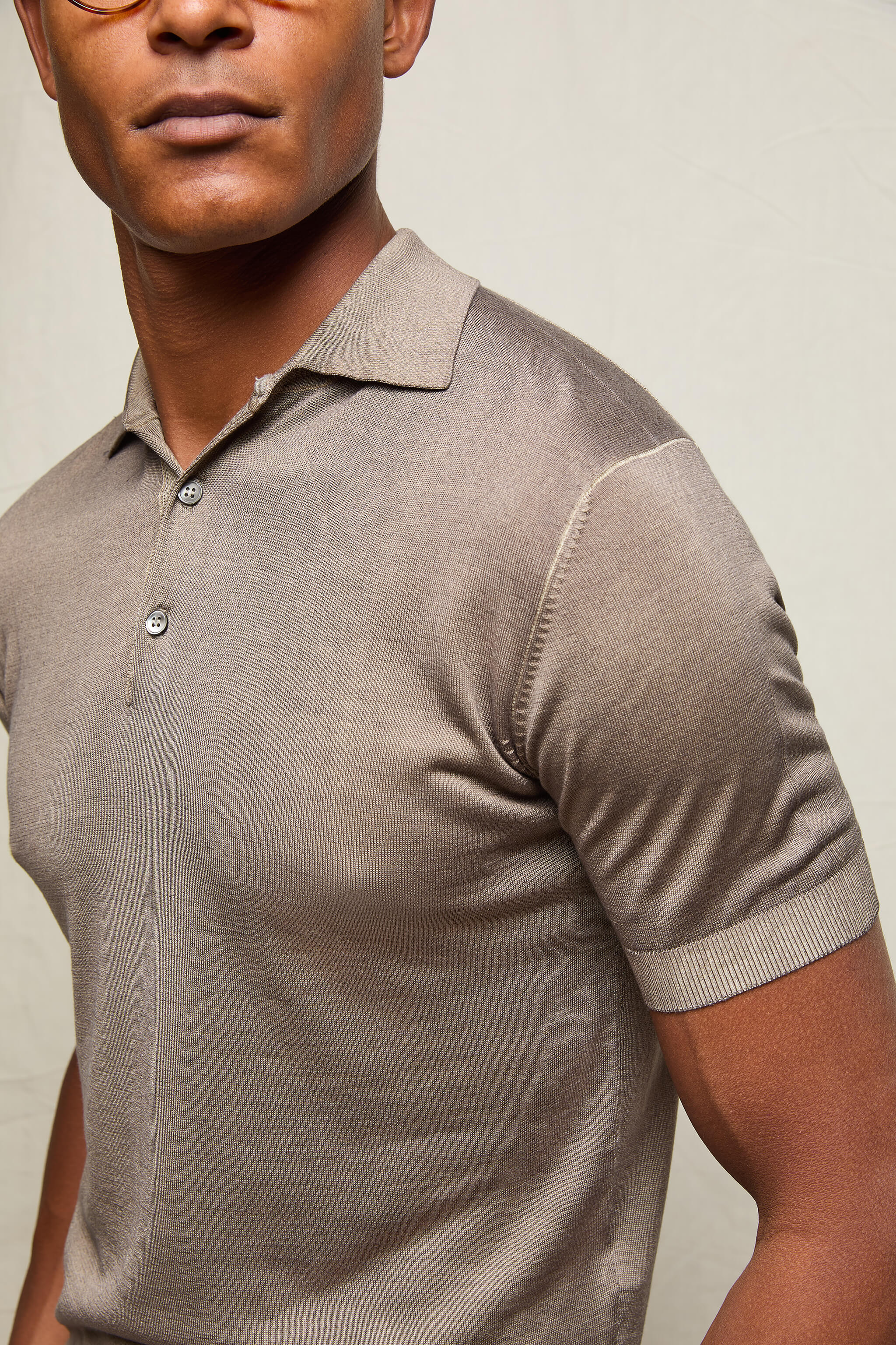Polo in maglia seta e cashmere tortora - Image 4