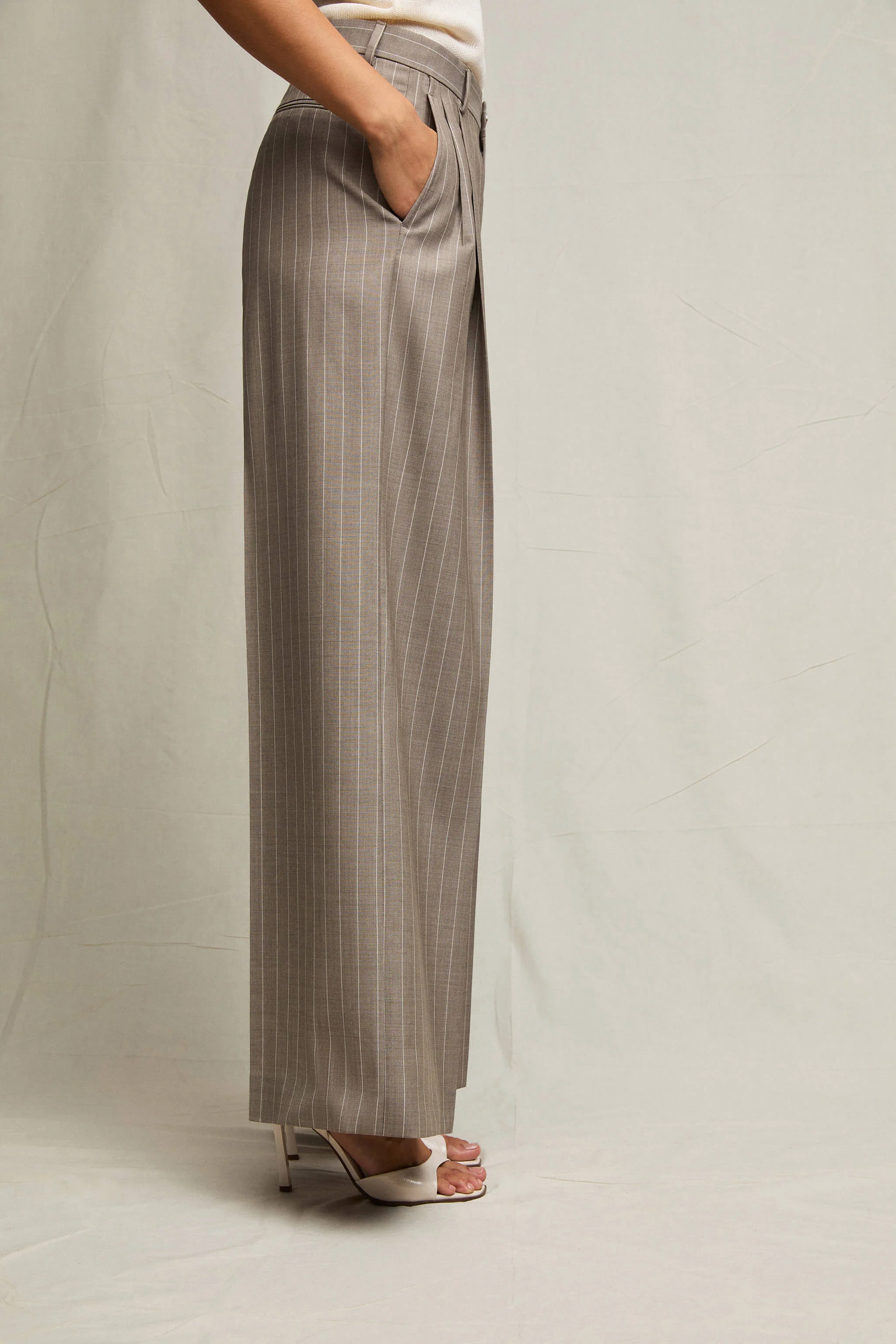 Pantalone Elisa ampio gessato tortora - Image 3