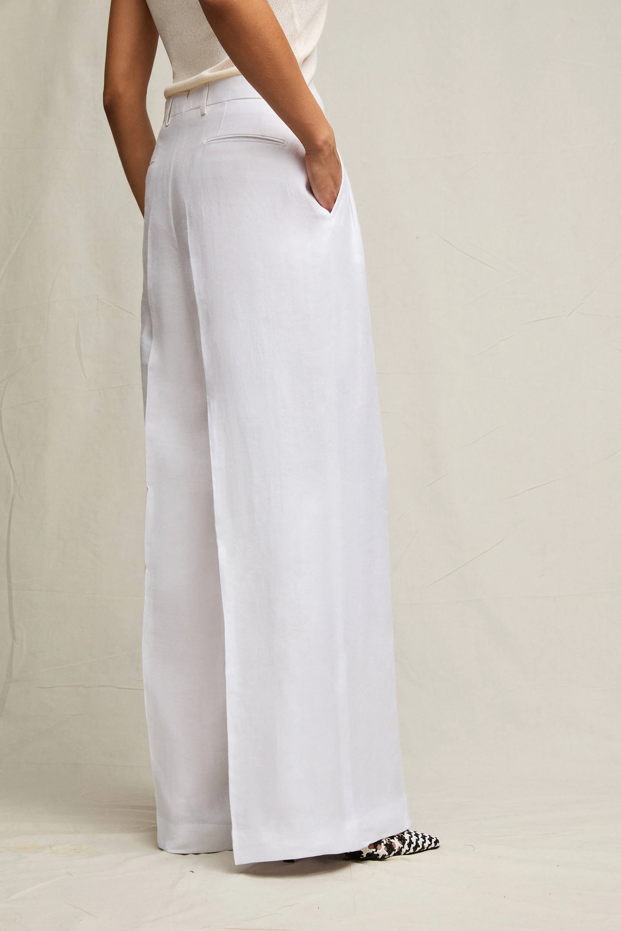 Pantalone Elisa ampio in lino bianco - Image 2