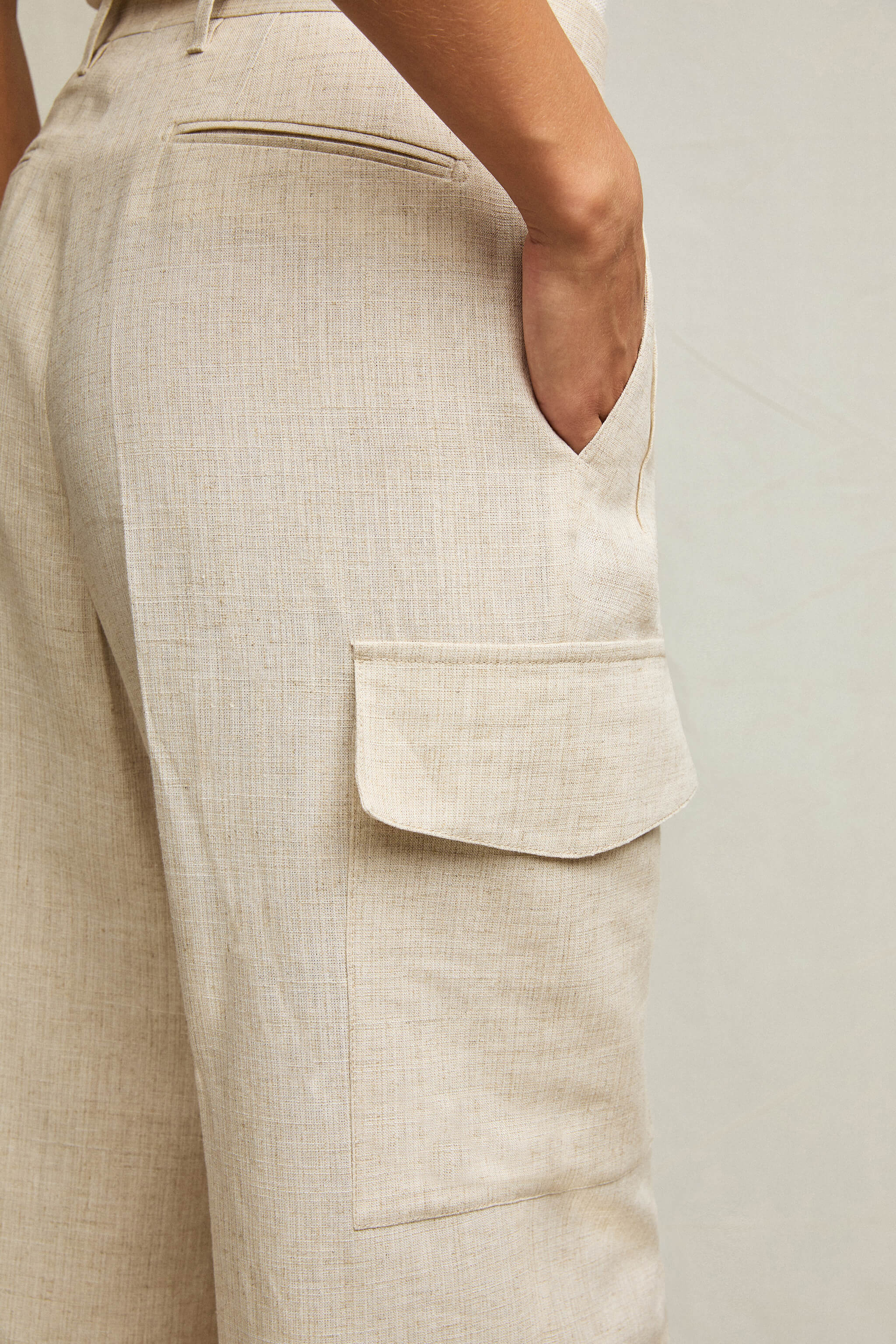 Pantalone Ludovica cargo beige - Image 5
