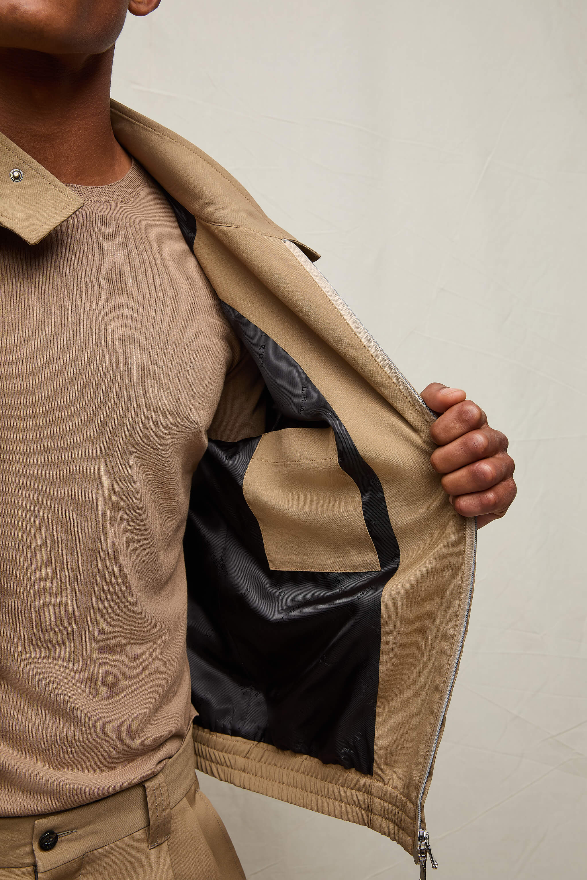 Bomber jacket in lana beige tabacco - Image 4