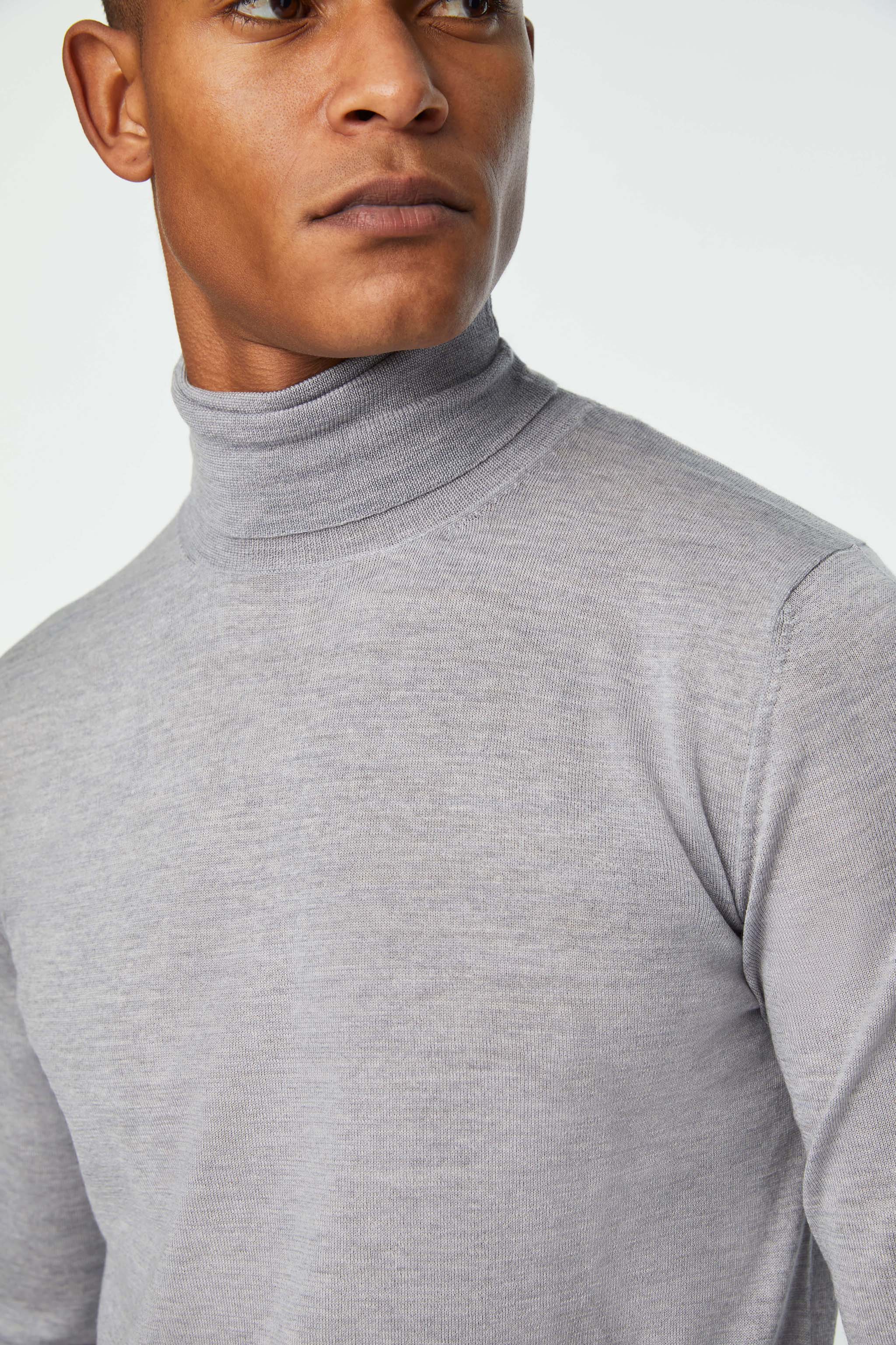 Maglia dolcevita grigio ghiaccio - Image 3