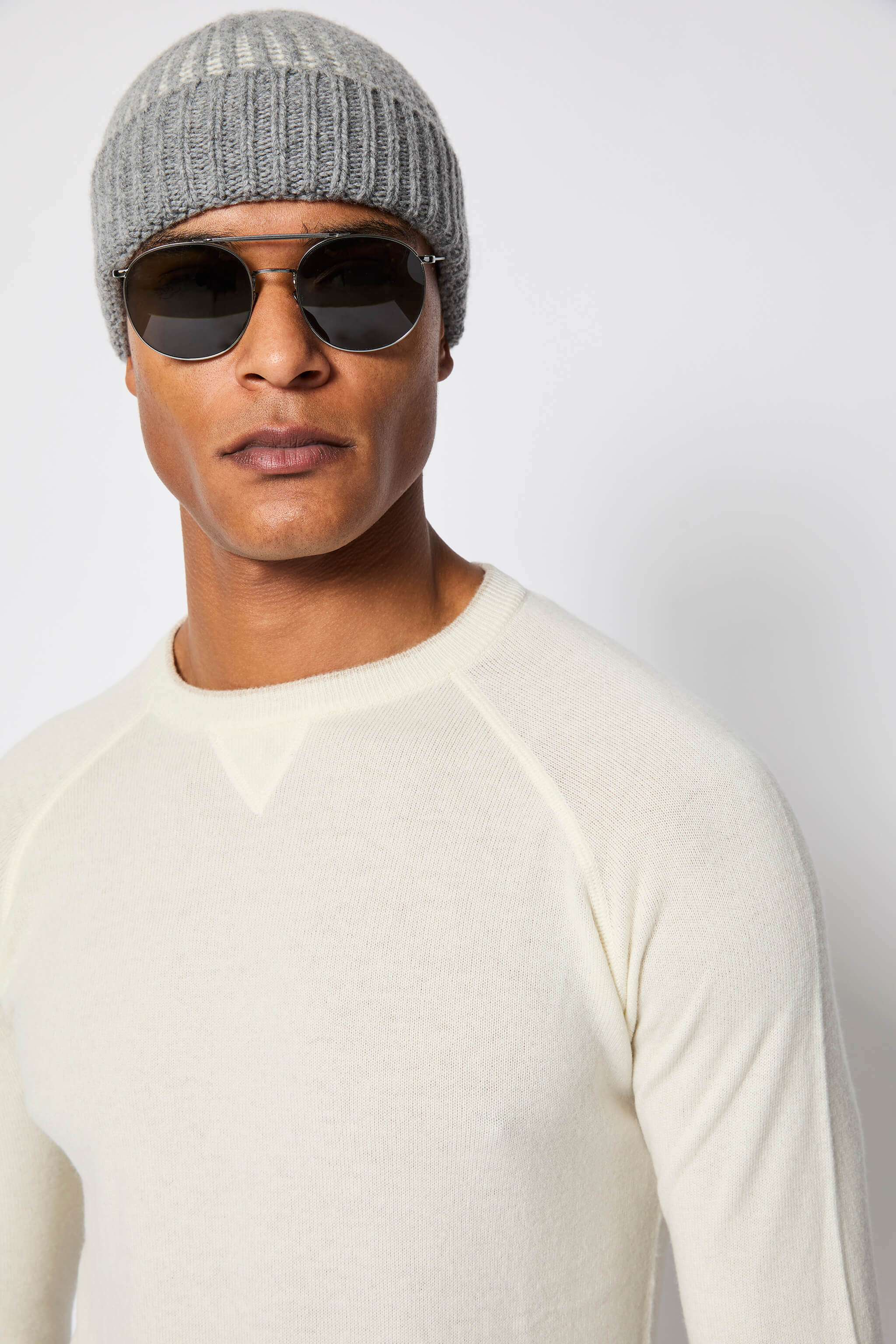 Maglia girocollo in lana e cashmere bianca - Image 3