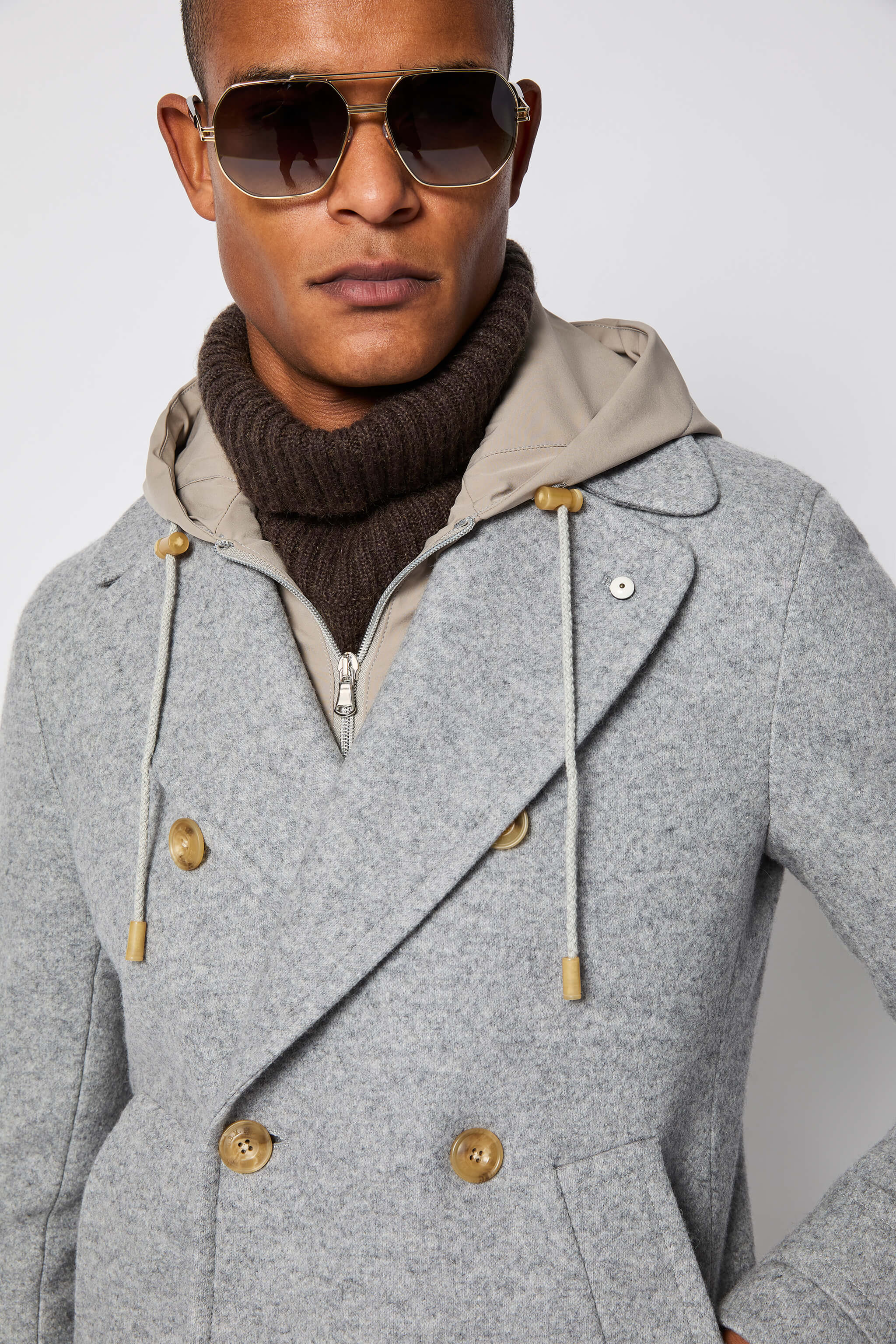Peacoat con cappuccio grigio chiaro - Image 3